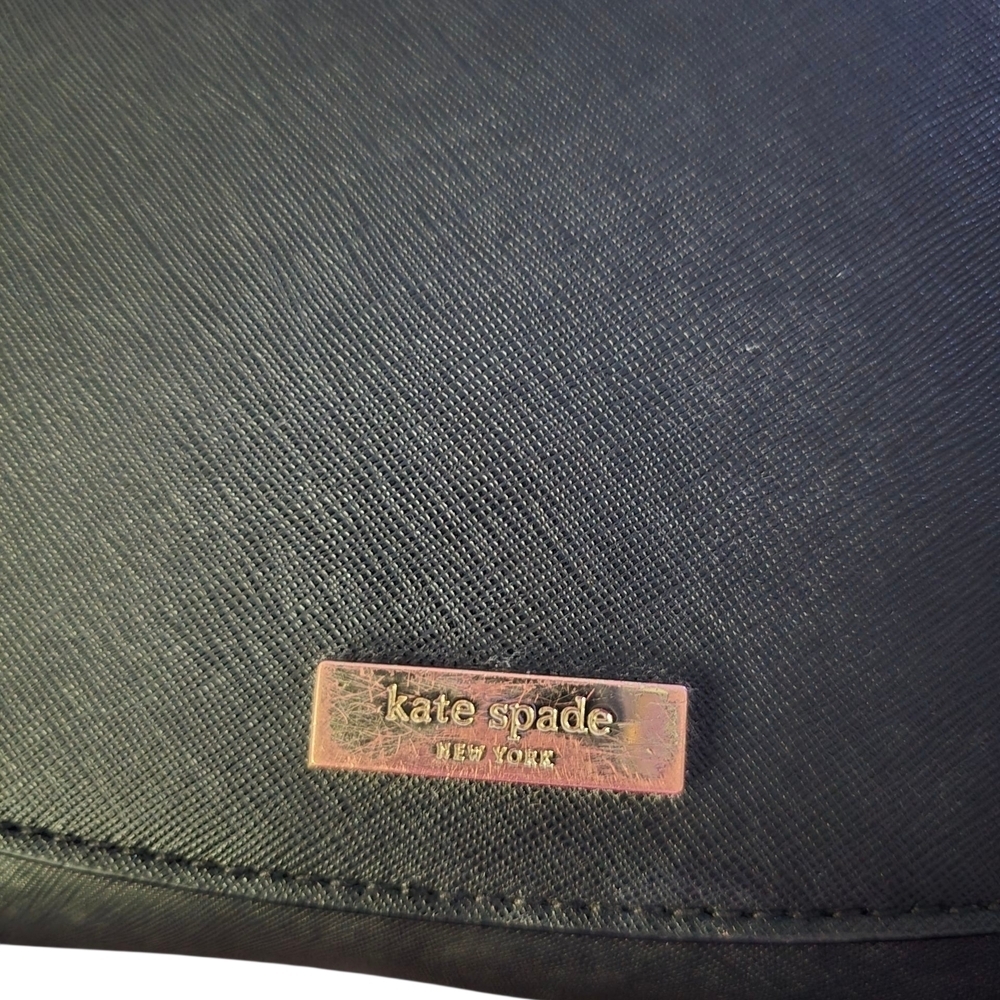 Kate Spade Black Crossbody Bag with Gold Chain *Preowned* - Picture 4 of 10